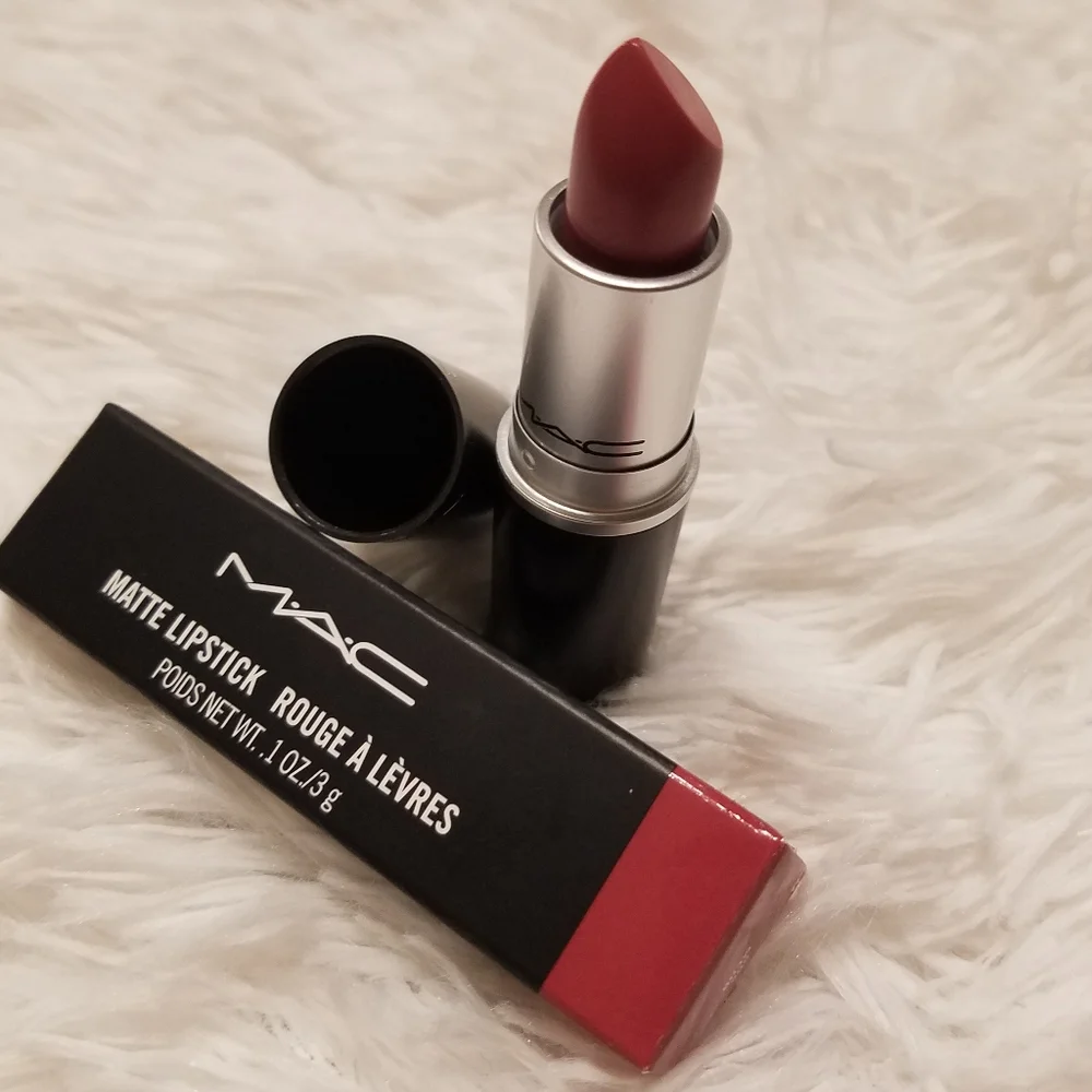 🆕 MAC MATTE LIPSTICK MEHR💄(MID-TONE MAUVE)